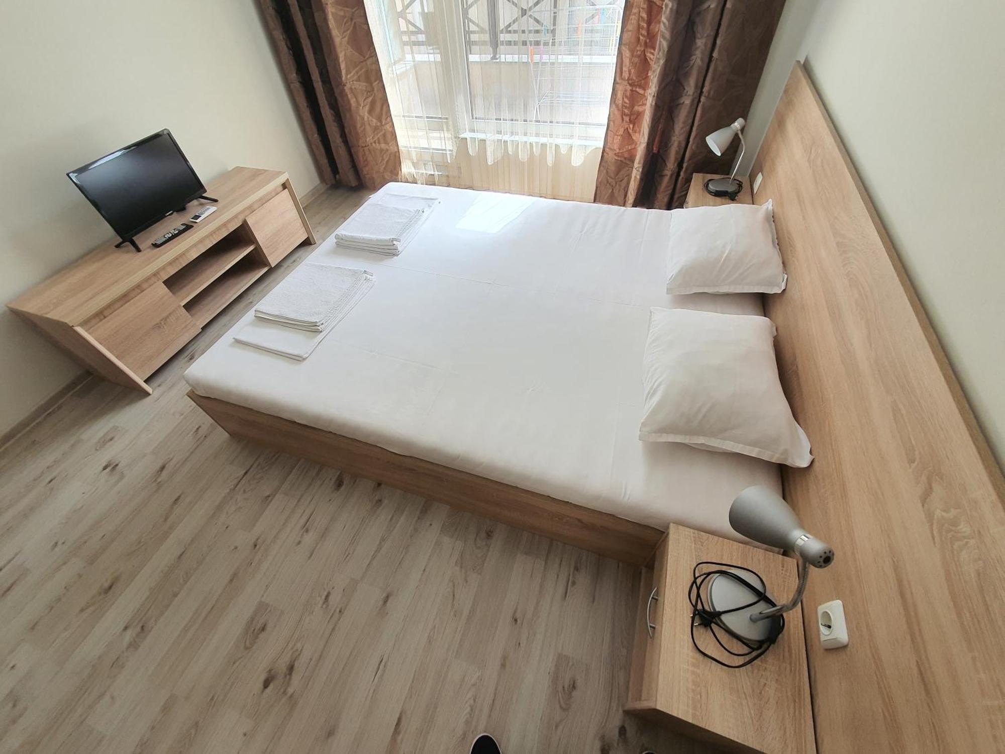 таня 8 Apartment *